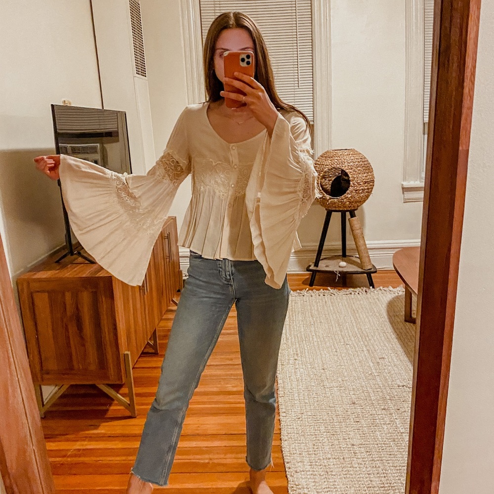 Gypsy Warrior Bell Sleeve Woven Top - Picture 1 of 3